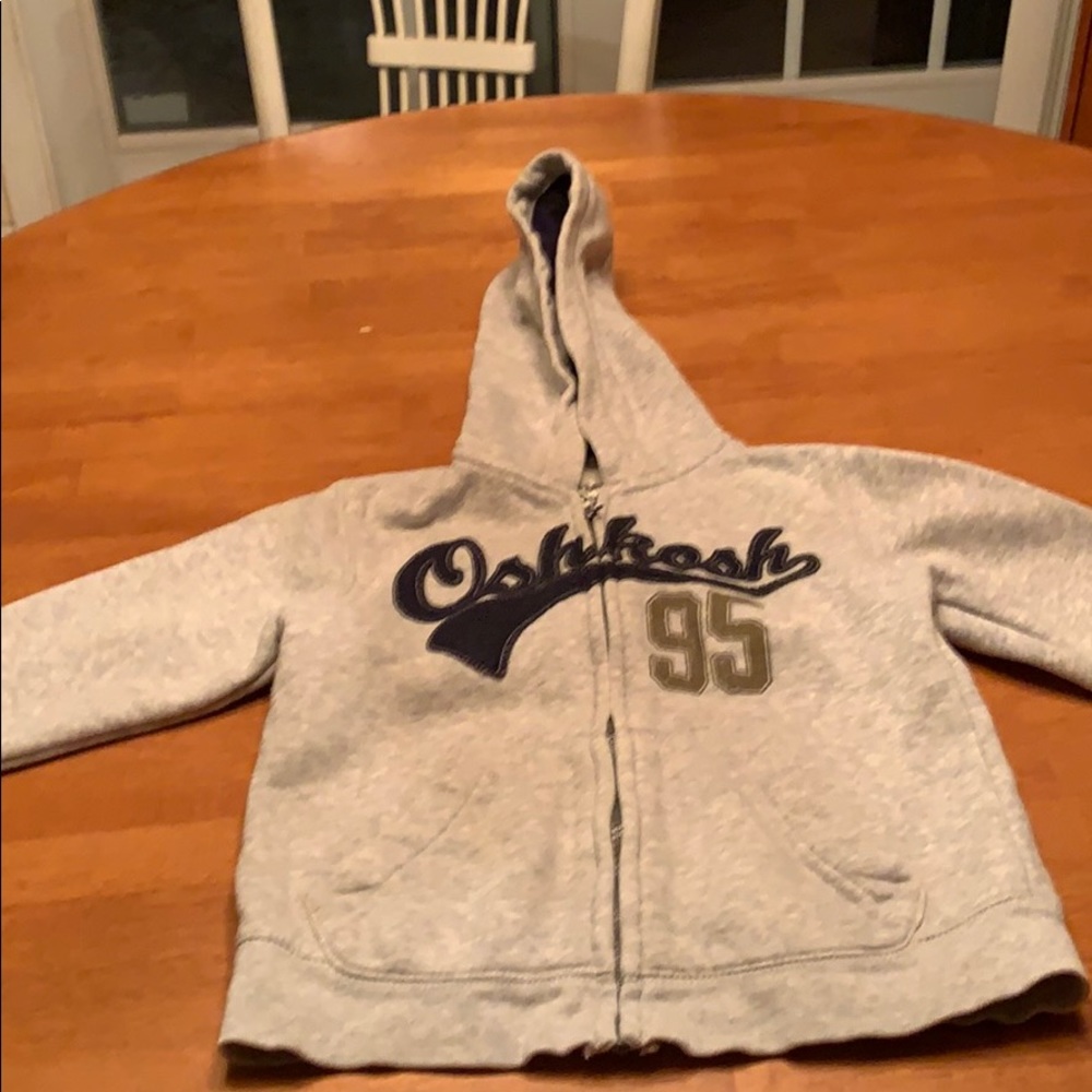 Oshkosh sweatshirt